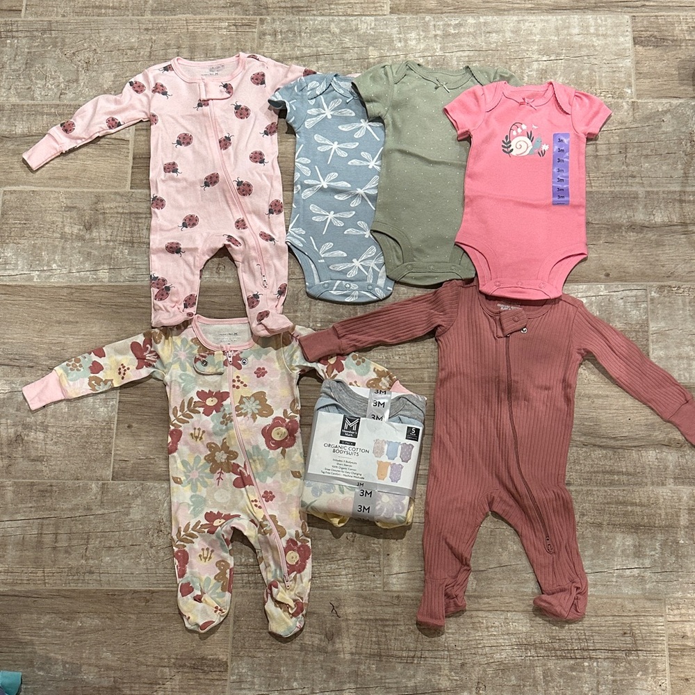 Bundle! 2 way zip onesies pjs pajamas (3) and 8 body suits - organic cotton 0-3